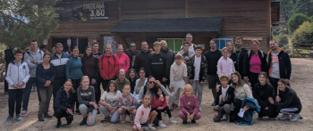La AVT organiza una jornada de multiaventura para sus asociados y sus familias
